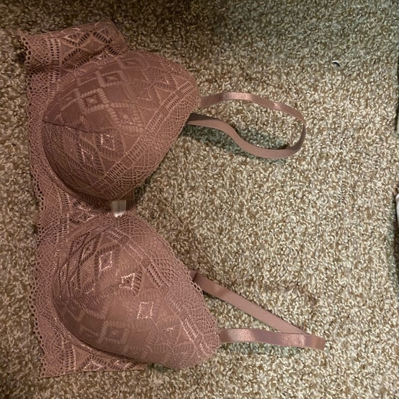 Adrienne Vittadini Push Up Lace Bra - Picture 3 of 3